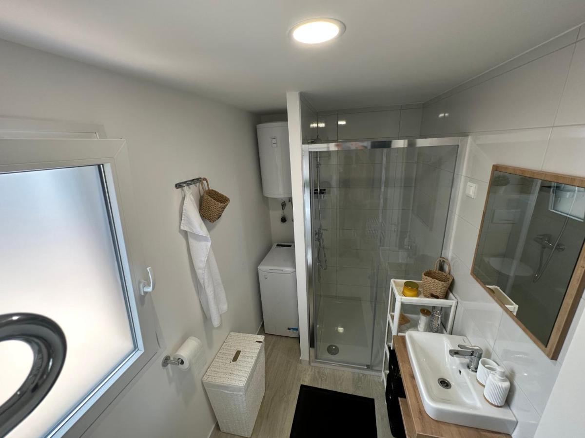 Mobile Home Mare Blu Рованиска Екстериор снимка