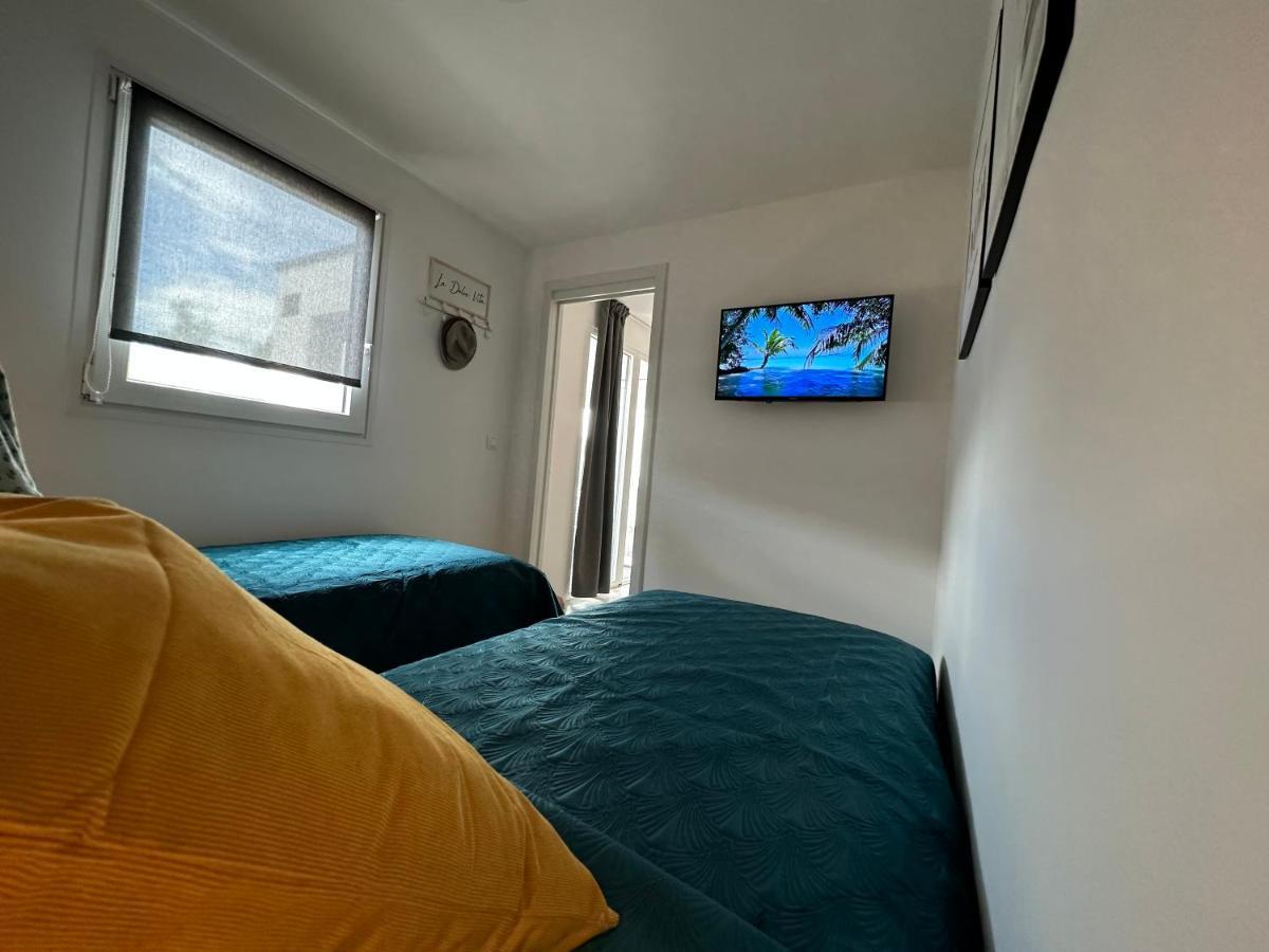 Mobile Home Mare Blu Рованиска Екстериор снимка